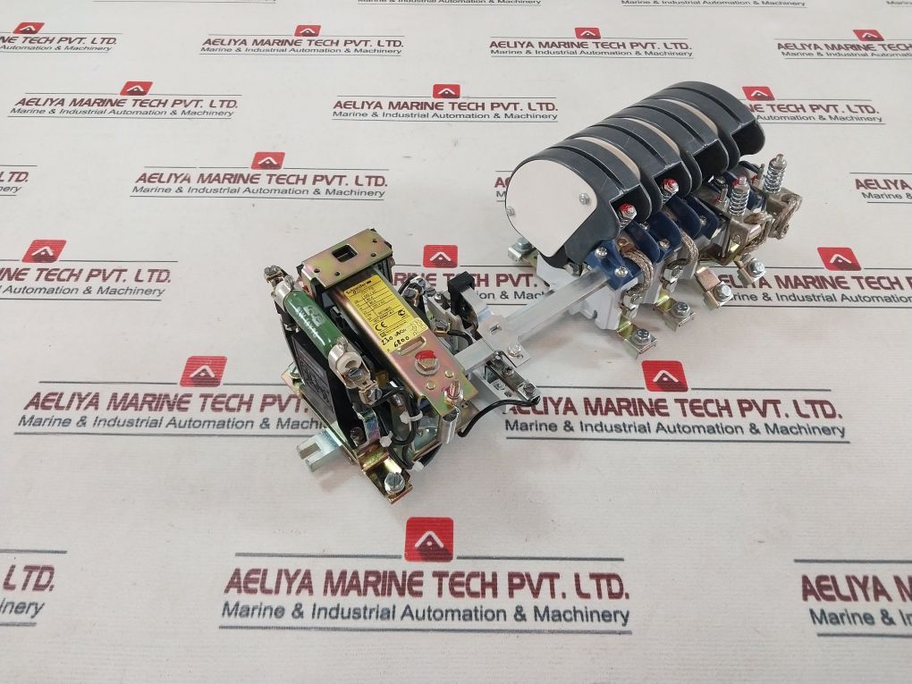 Schneider Electric Telemecanique Cv1fb Power Contactor 690v - Image 5