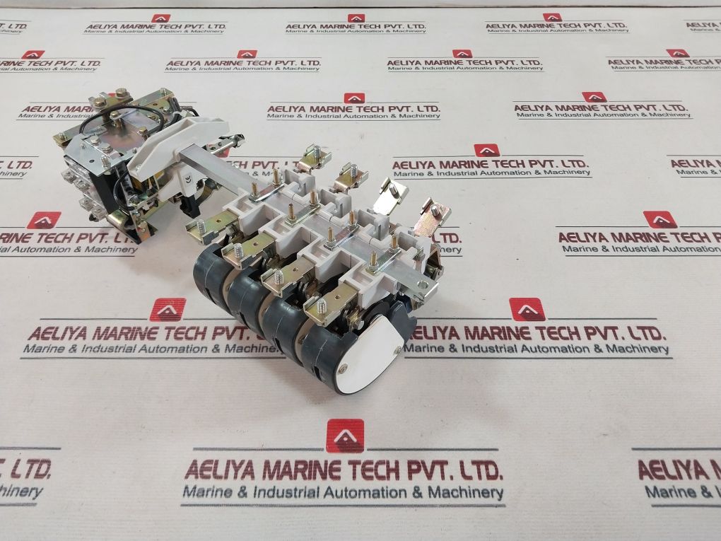 Schneider Electric Telemecanique Cv1fb Power Contactor 690v - Image 6