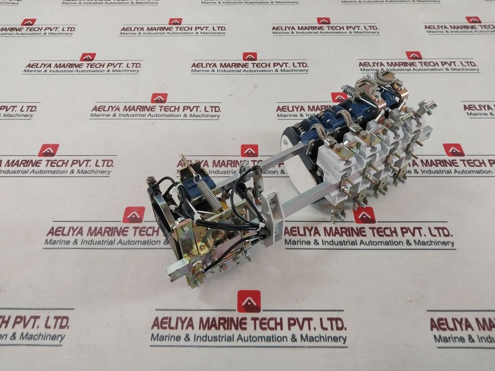 Schneider Electric Telemecanique Cv1fb Power Contactor 690v - Image 8