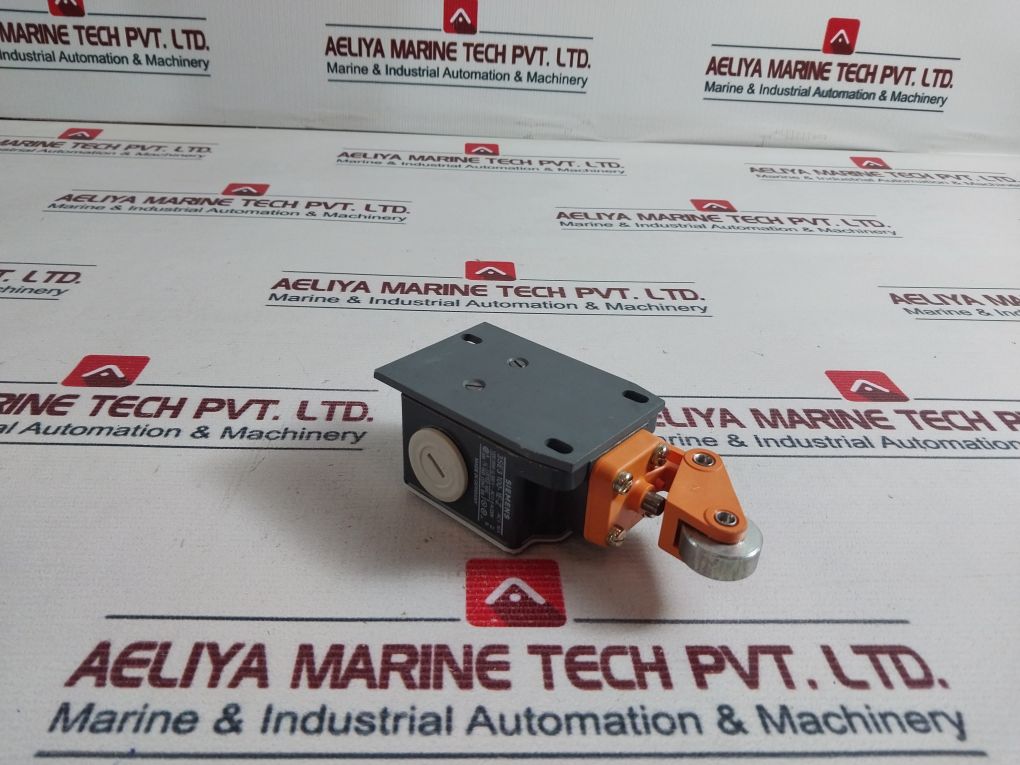 Siemens 3se31001ez Limit Switch Aeliya Marine
