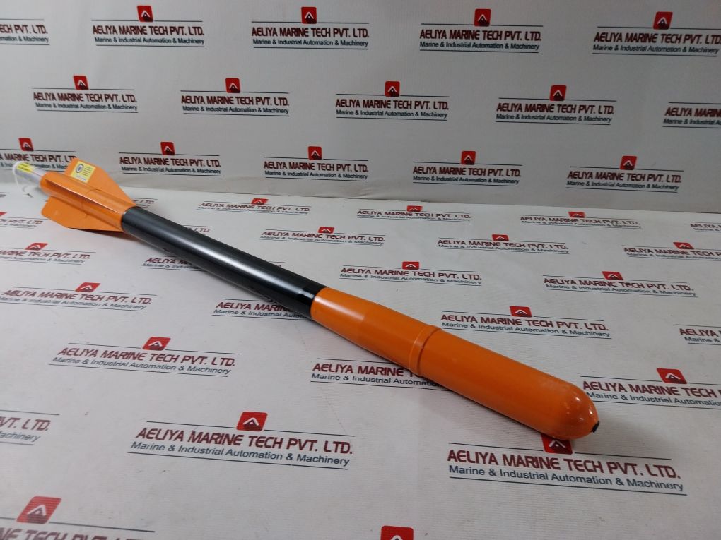 Solas Base Unit 1005 Launching Tube 1303 And 4 R230 Projectiles Set - Image 15