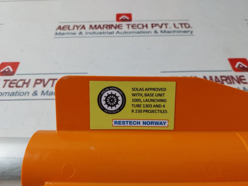 Solas Base Unit 1005 Launching Tube 1303 And 4 R230 Projectiles Set - Image 16