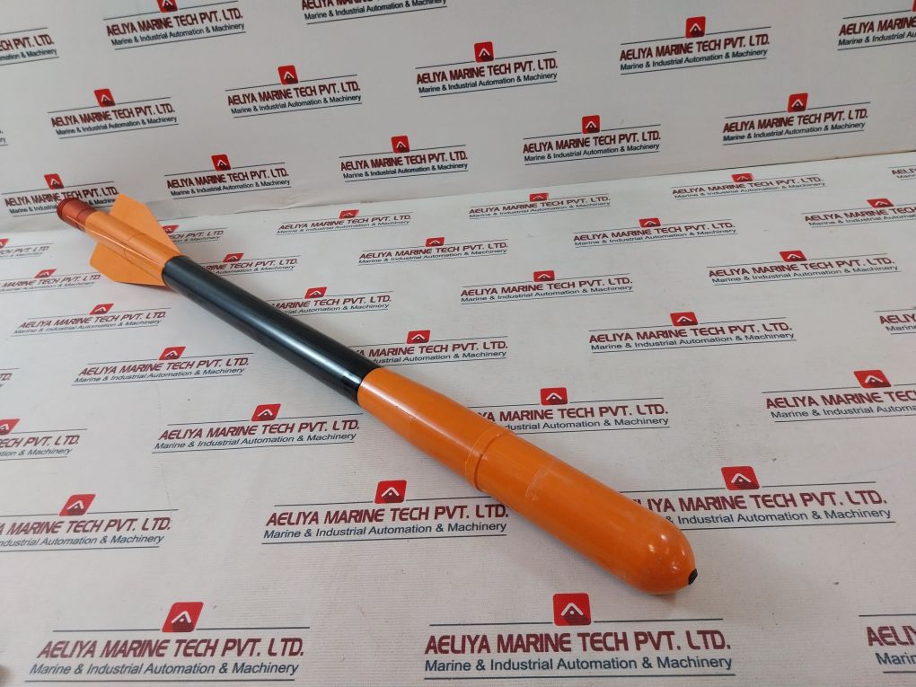 Solas Base Unit 1005 Launching Tube 1303 And 4 R230 Projectiles Set - Image 10