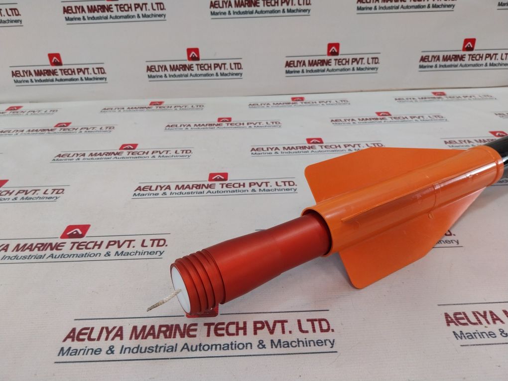 Solas Base Unit 1005 Launching Tube 1303 And 4 R230 Projectiles Set - Image 11