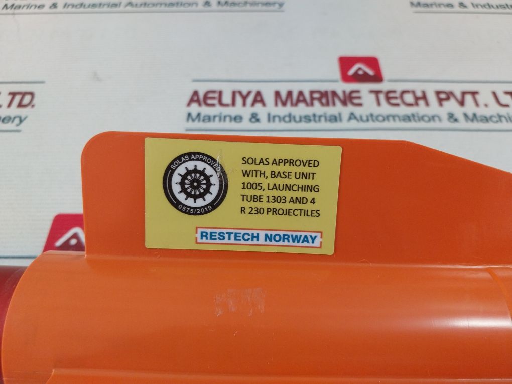 Solas Base Unit 1005 Launching Tube 1303 And 4 R230 Projectiles Set - Image 13