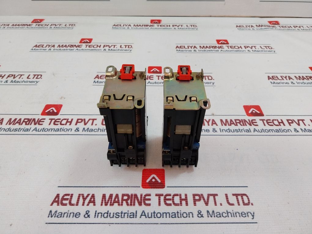 Telemecanique Ca2-dn240•a65 Control Relay 660v - Image 15