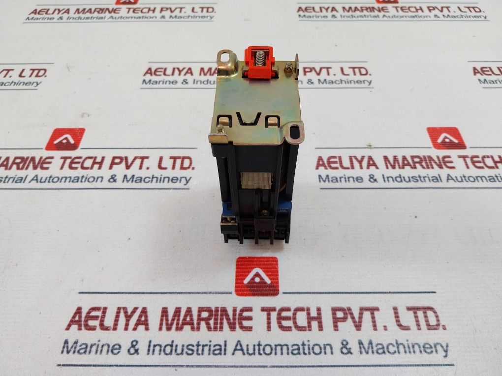 Telemecanique Ca2-dn240•a65 Control Relay 660v - Image 3