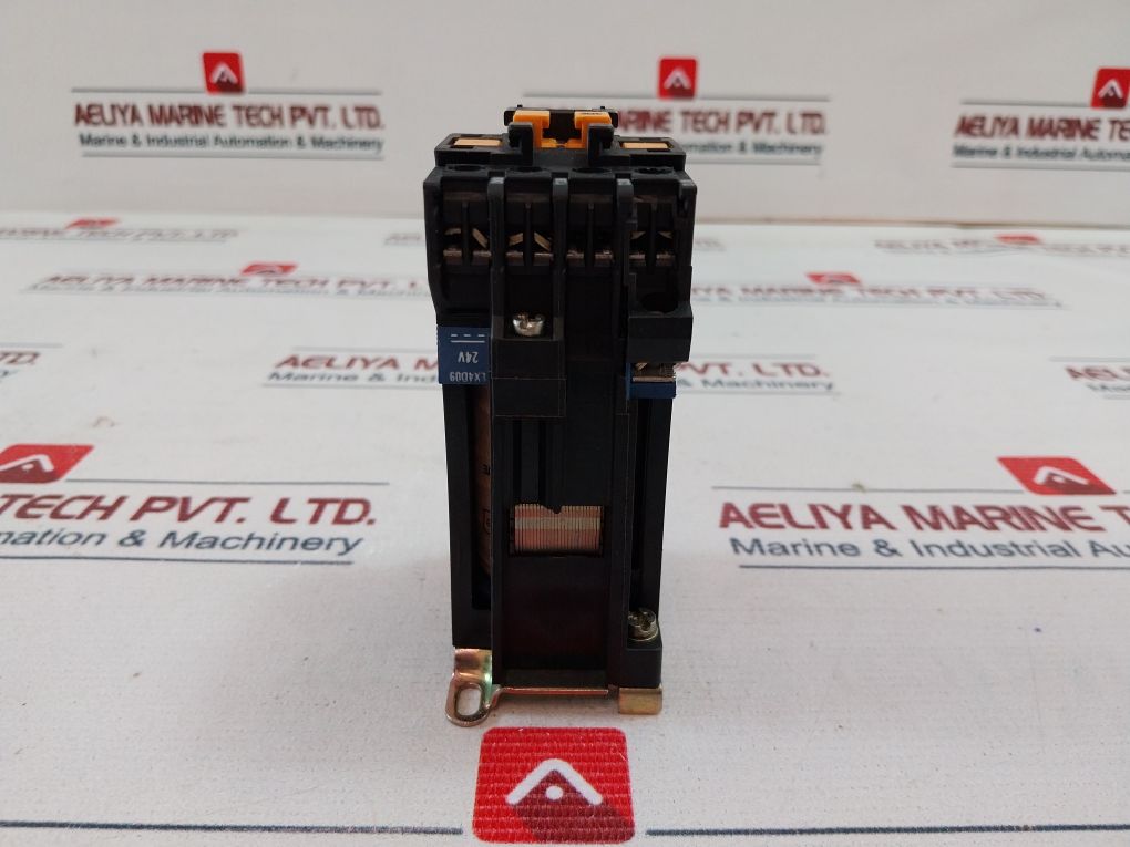 Telemecanique Ca2-dn240•a65 Control Relay 660v - Image 7
