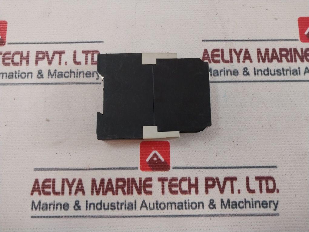 Telemecanique Re4 Cv11bu Time Delay Relay 0,05s-300h - Image 6