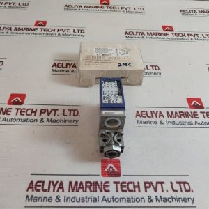 Telemecanique Schneider Electric Xmlb010a2s11 Pressure Switch Ip66