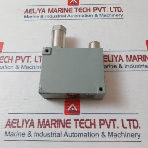 Trafag 8202.21.2210 Pressure Transmitter