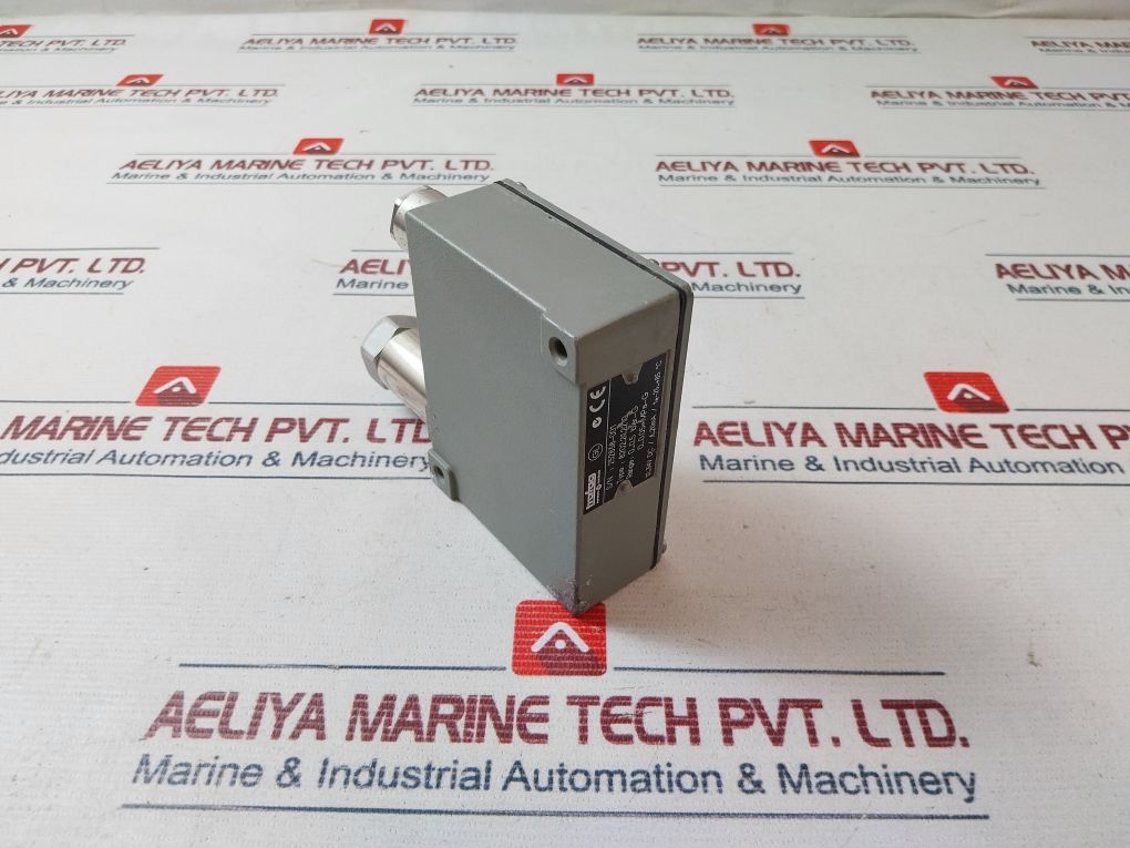 Trafag 8202.21.2210 Pressure Transmitter - Aeliya Marine