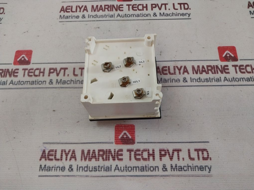 Crompton Instruments E244-02q-g-pz-uy-c7-sw3-mg Voltmeter - Image 4