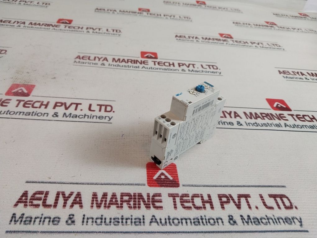 Crouzet Mur 1 Time Relay - Image 3