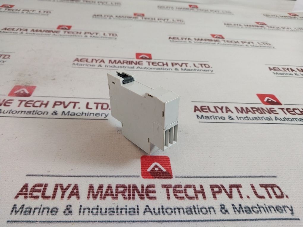 Crouzet Mur 1 Time Relay - Image 4