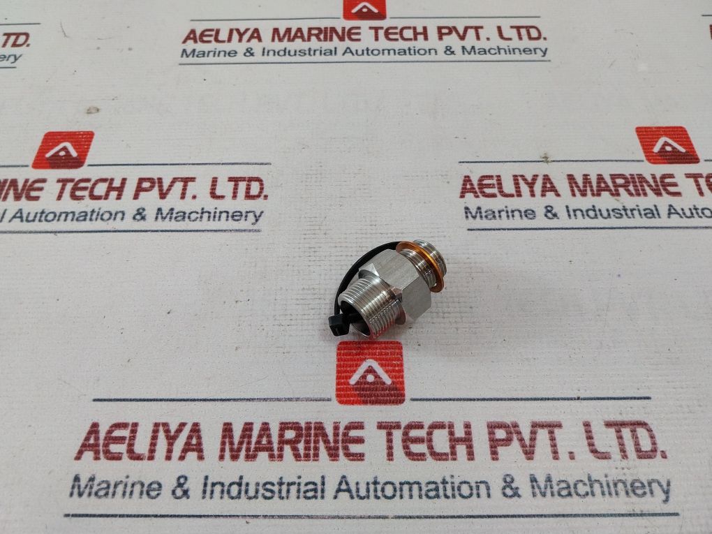 European Diesel 80-475-04143-810 Thermocouple Fitting - Image 3