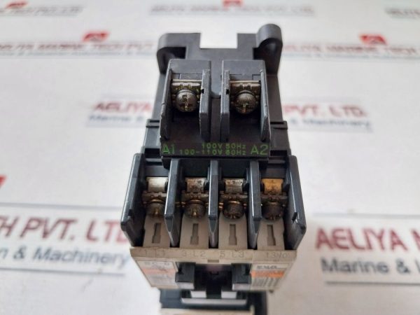 Fuji Electric Sc 13aa Magnetic Contactor With Tr13d Thermal Overload Relay - Image 10