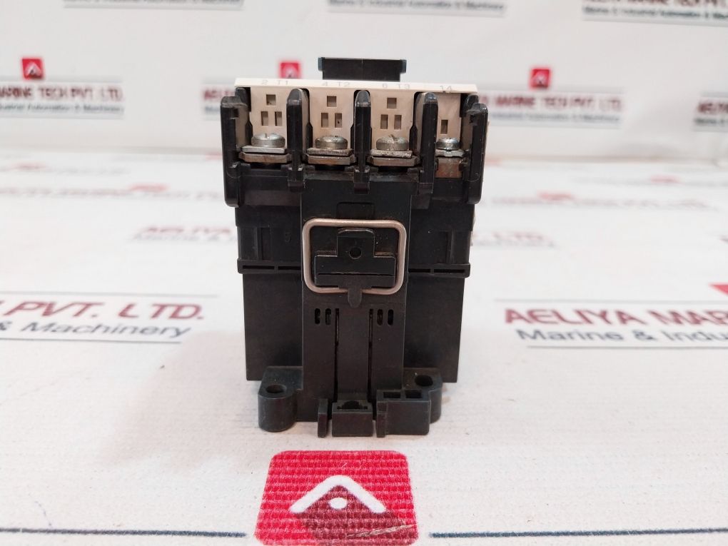 Fuji Electric Sc19aa Magnetic Contactor 100-110v 50hz - Image 9