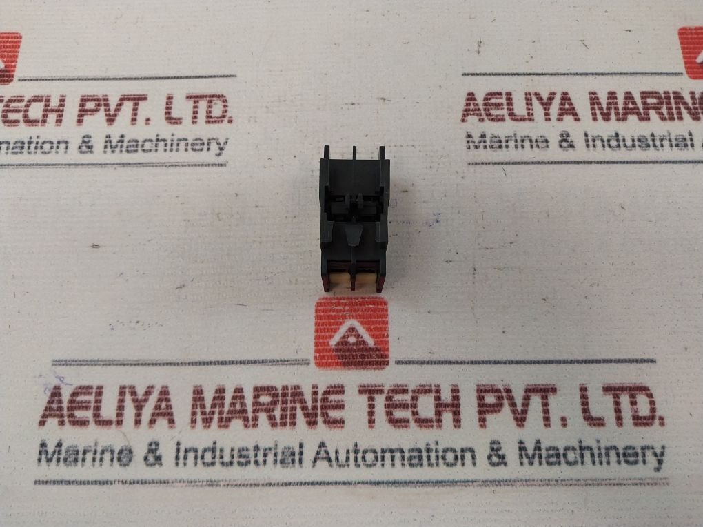 Hyundai Hab 11 Auxiliary Contact Block - Image 4