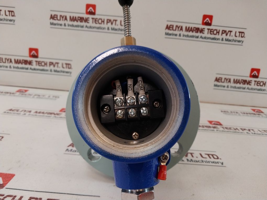 Korea Instrument & Precision Km-122h-2t Float Type Level Switch 120°C - Image 11