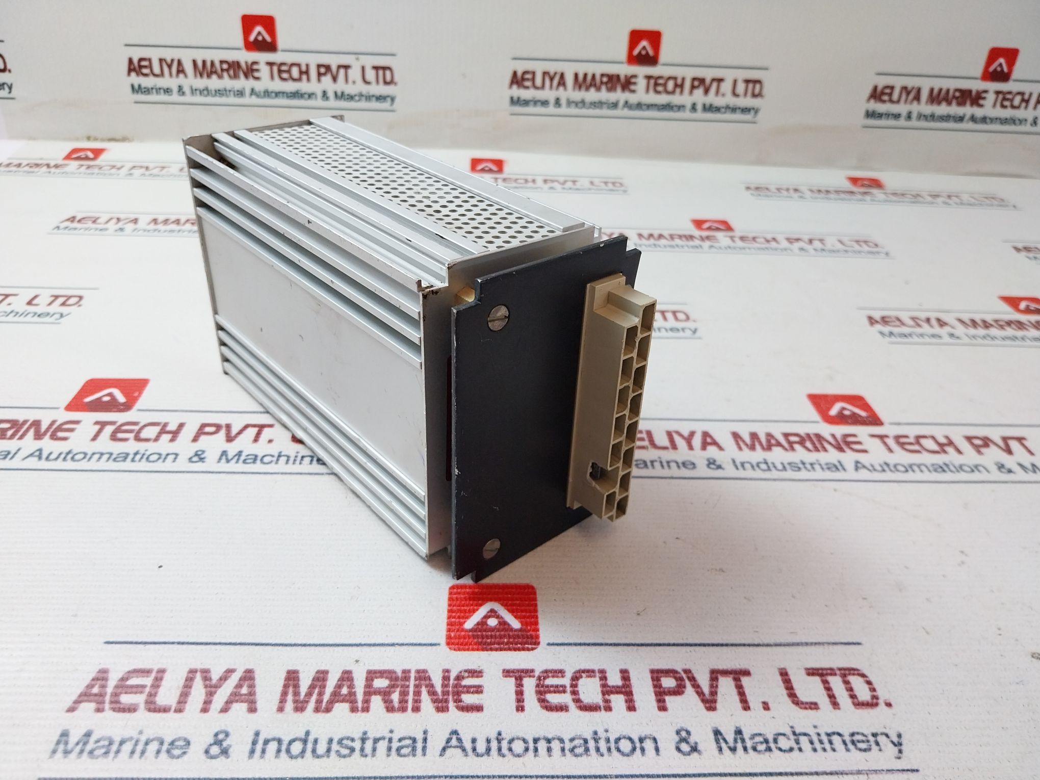 L.f.e. 250383 - Image 4