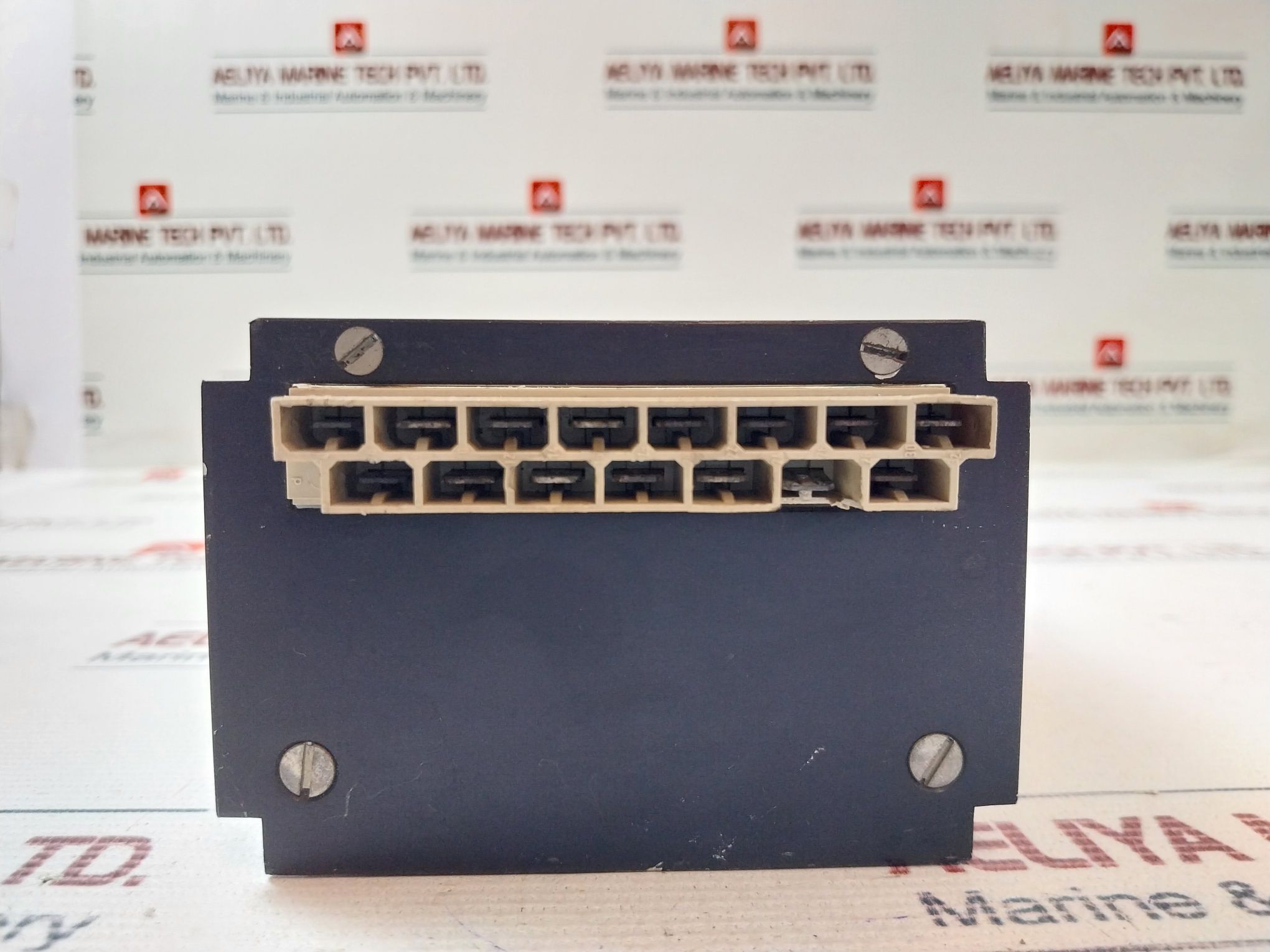 L.f.e. 250383 - Image 6