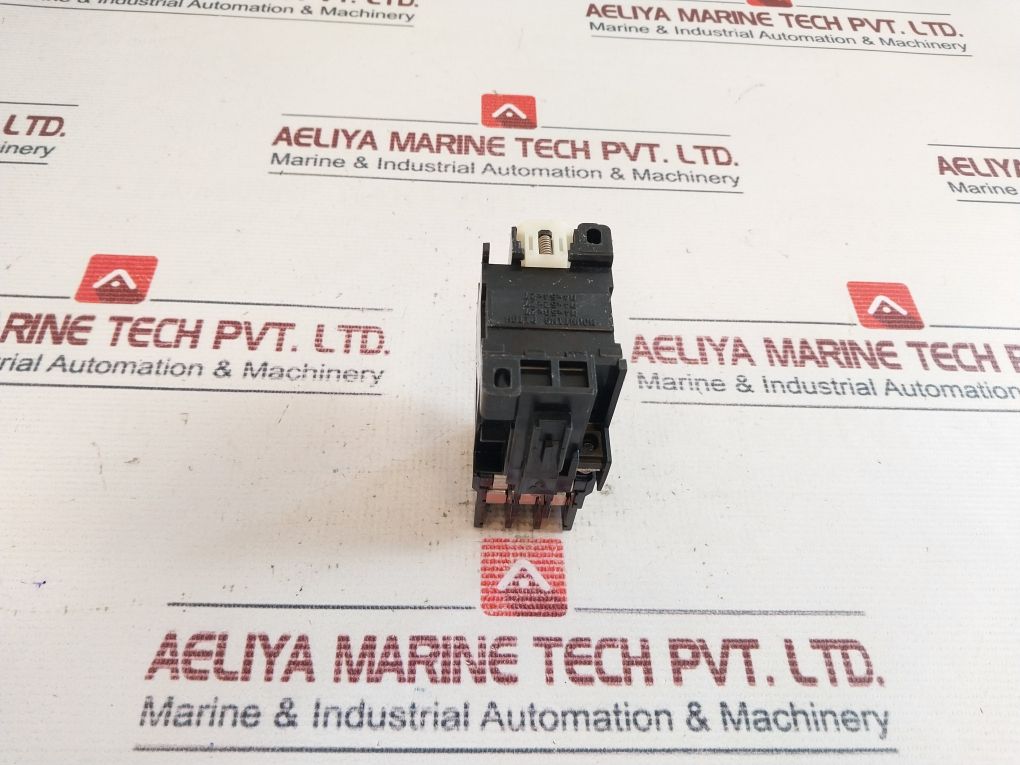 Mitsubishi Sr-k6 Contactor 100v - Aeliya Marine