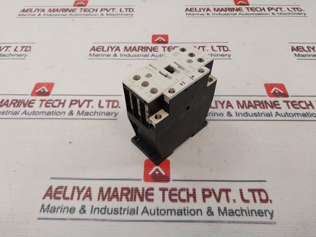 Moeller Dil M 32-01 3 Pole Contactor 600 Vac - Image 3
