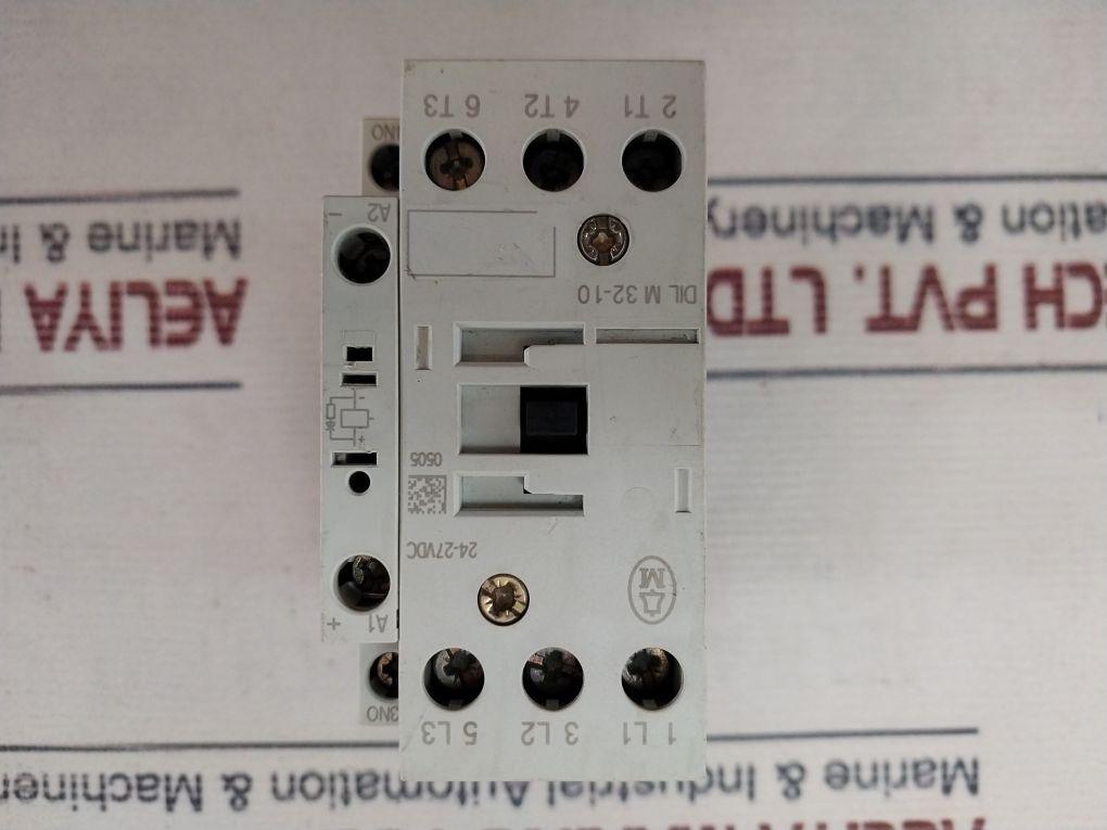 Moeller Dil M 32-10 3 Pole Contactor 600 Vac - Image 9
