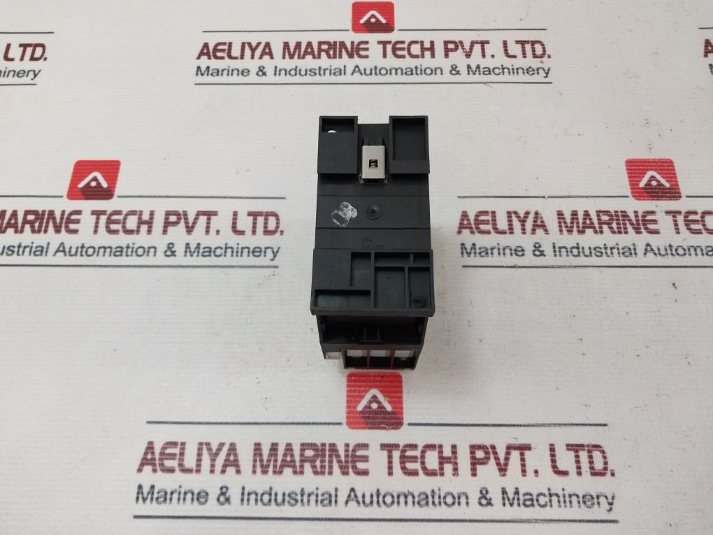 Moeller Dil M 32-10 3 Pole Contactor - Image 4