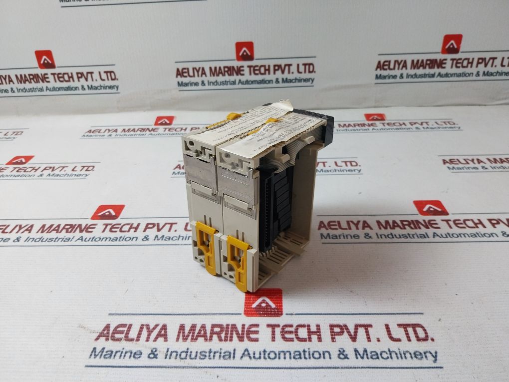 Omron Cqm1-oc222 Output Module 250v - Image 5