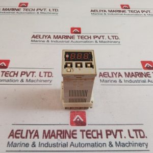 Omron E5cs-r1px Temperature Controller 3a 250vac