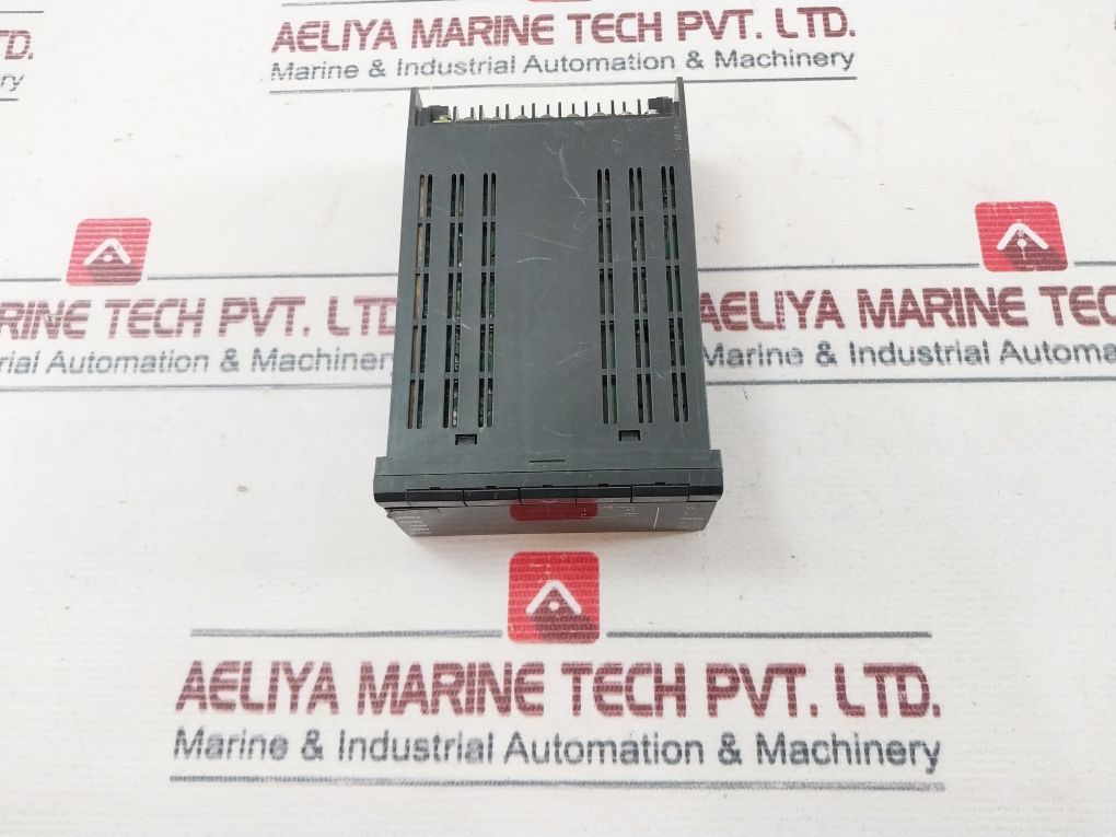 Omron K3nv-lc1a Meter Panel Mount 10vdc - Image 3