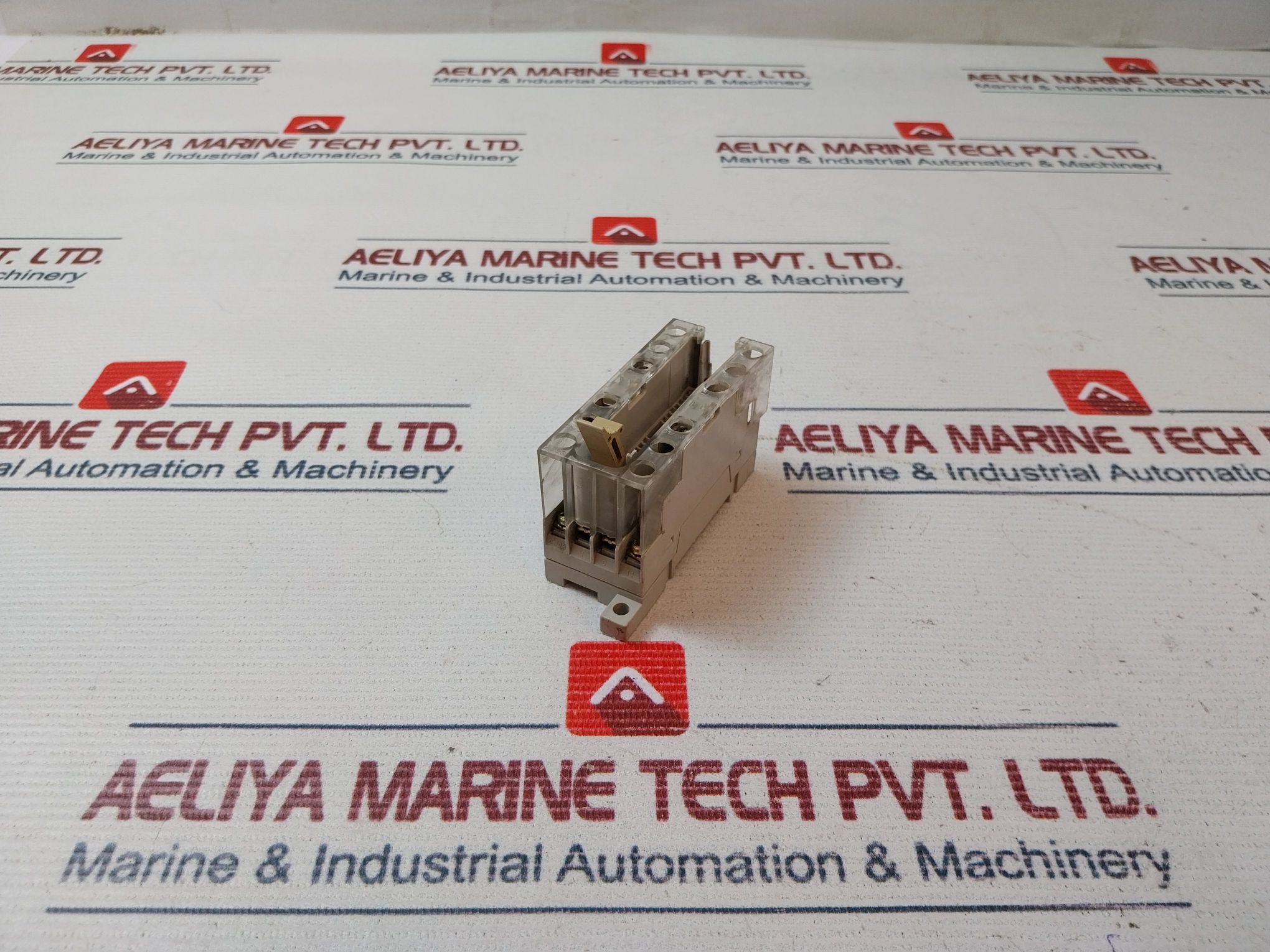 Omron P7sa-14f-Nd Relay Socket - Image 3