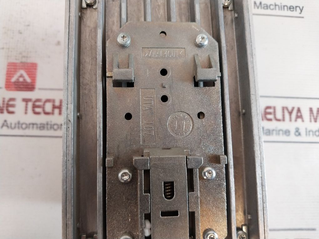 Phoenix Contact Quint-Ps/1ac/24dc/20 Power Supply 2866776 - Image 9