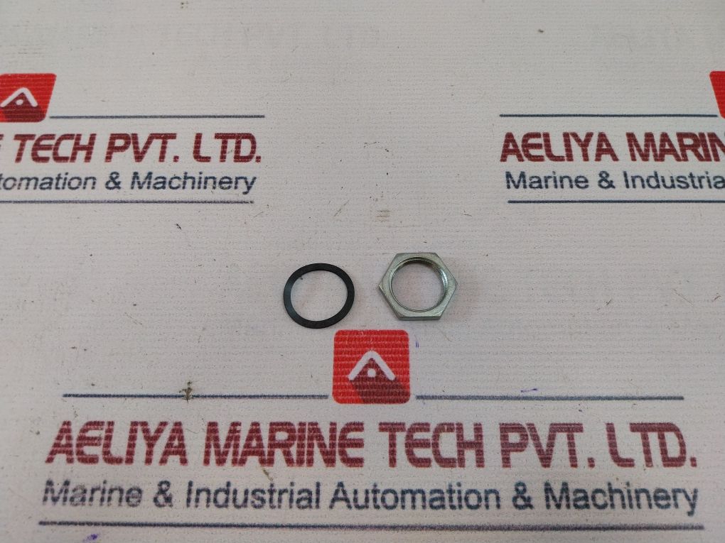 Rs 348-7135 Lock Handle - Image 9