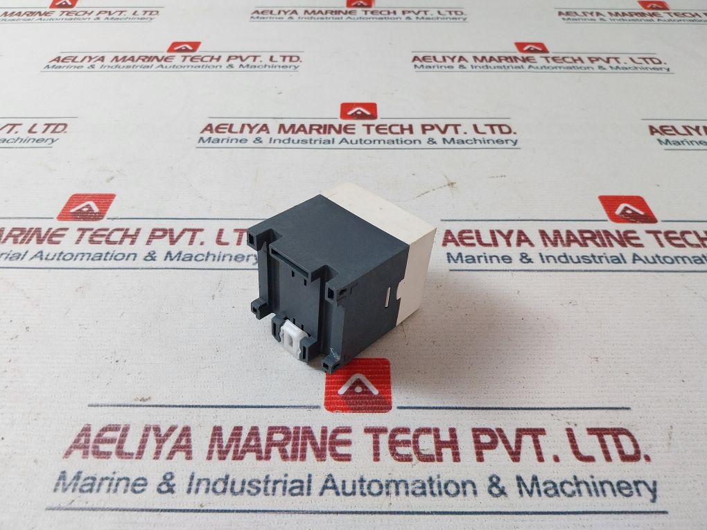 Schneider Electric Euvr 220n7 Electronic Undervoltage Relay Aeliya Marine 