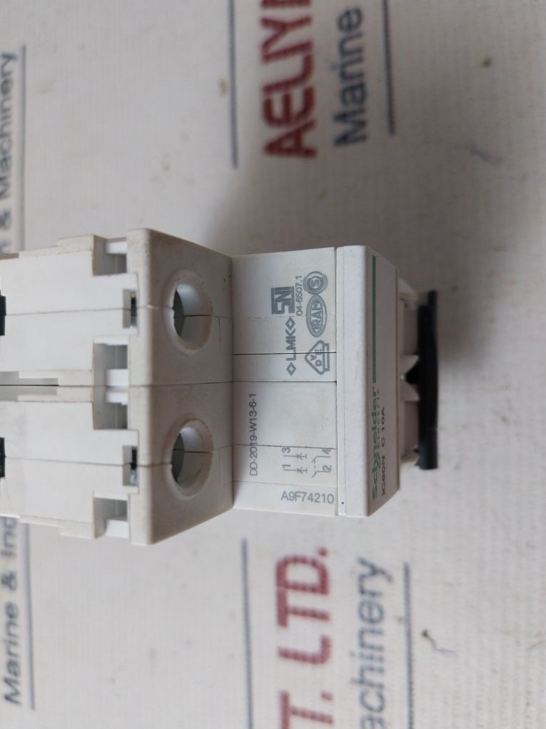 Schneider Merlin Gerin Ic60n C10a Circuit Breaker 50/60hz - Aeliya Marine