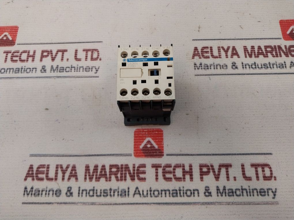 Telemecanique Schneider Ca3kn22bd Control Relay 24v