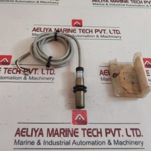 Telemecanique Xsa-c0573h23 Inductive Proximity Sensor