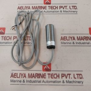 Telemecanique Xsa-j10713 Inductive Proximity Switch