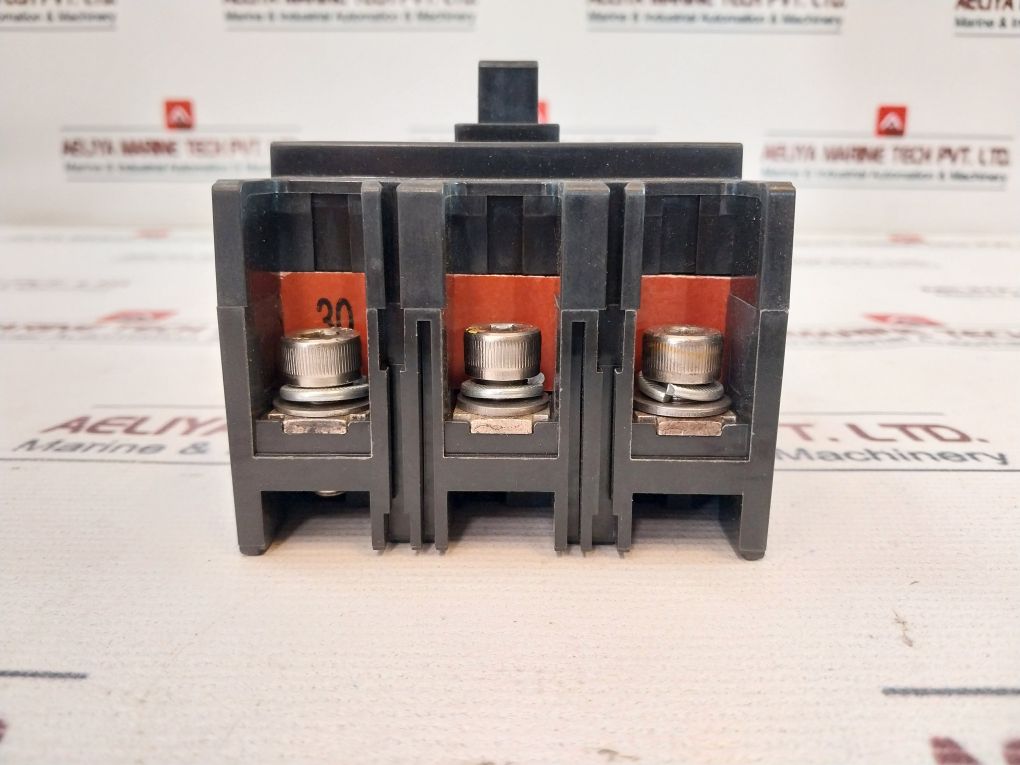 Terasaki Xs100nb 3 Pole Circuit Breaker 30a - Image 9