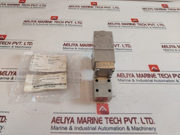 Versa Oceaneering W W Grainger Hsg-30201-xc-d024 Solenoid Valve