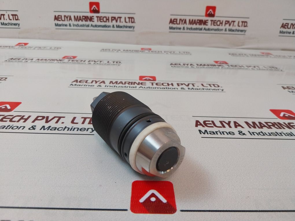 551005-1 1/2 Npt Hollow Plug Body - Image 3