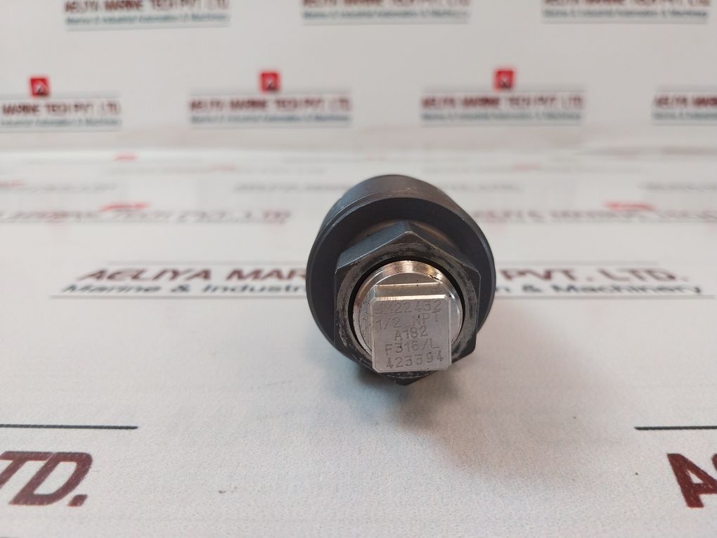 551005-1 1/2 Npt Hollow Plug Body - Image 6