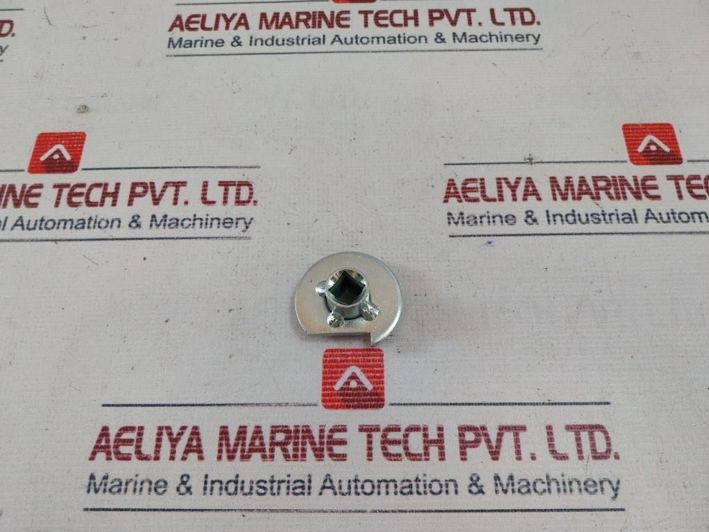 Abb Oetlzt84a/1 Locking Cam Socket - Image 4