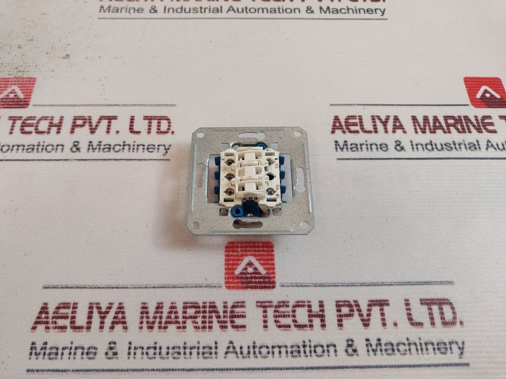 Asea Skandia E 63 062 70 Door Release Pushbutton W/text - Image 6