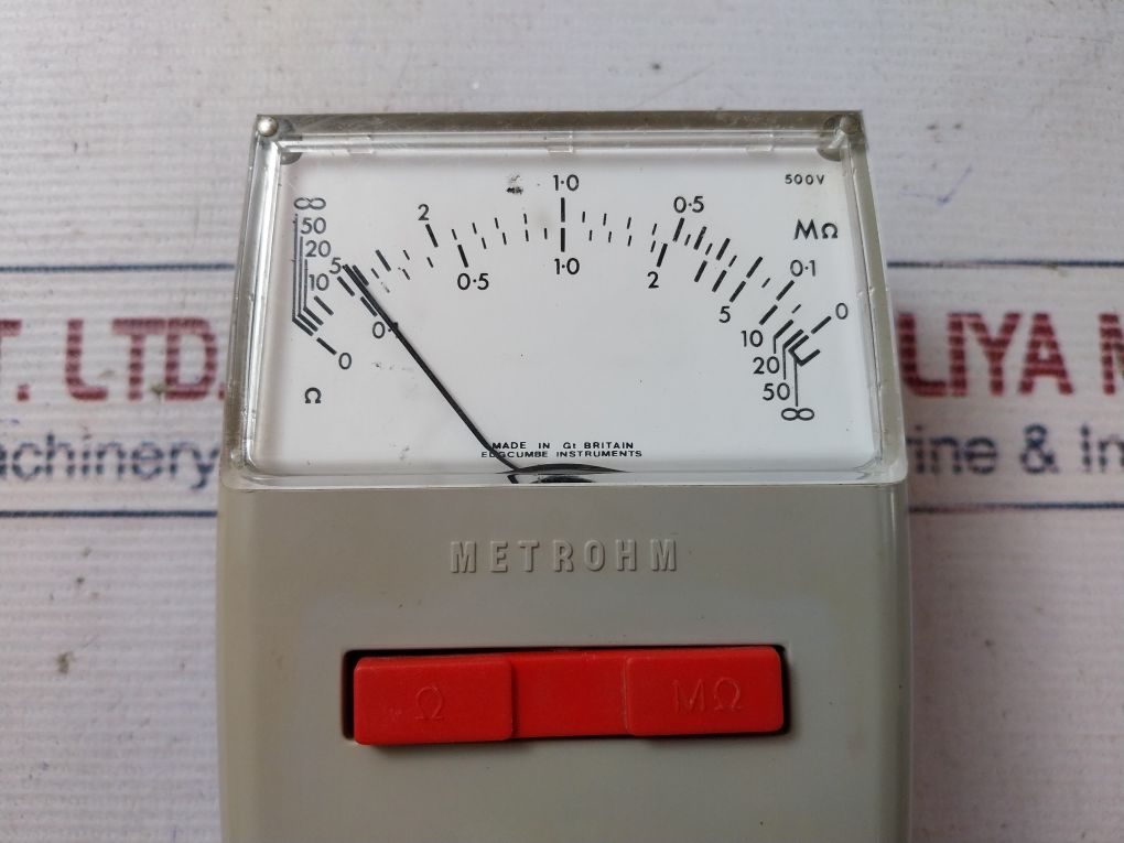 Edgcumbe Peebles Metrohm 500v Ohmmeter Tester - Image 7