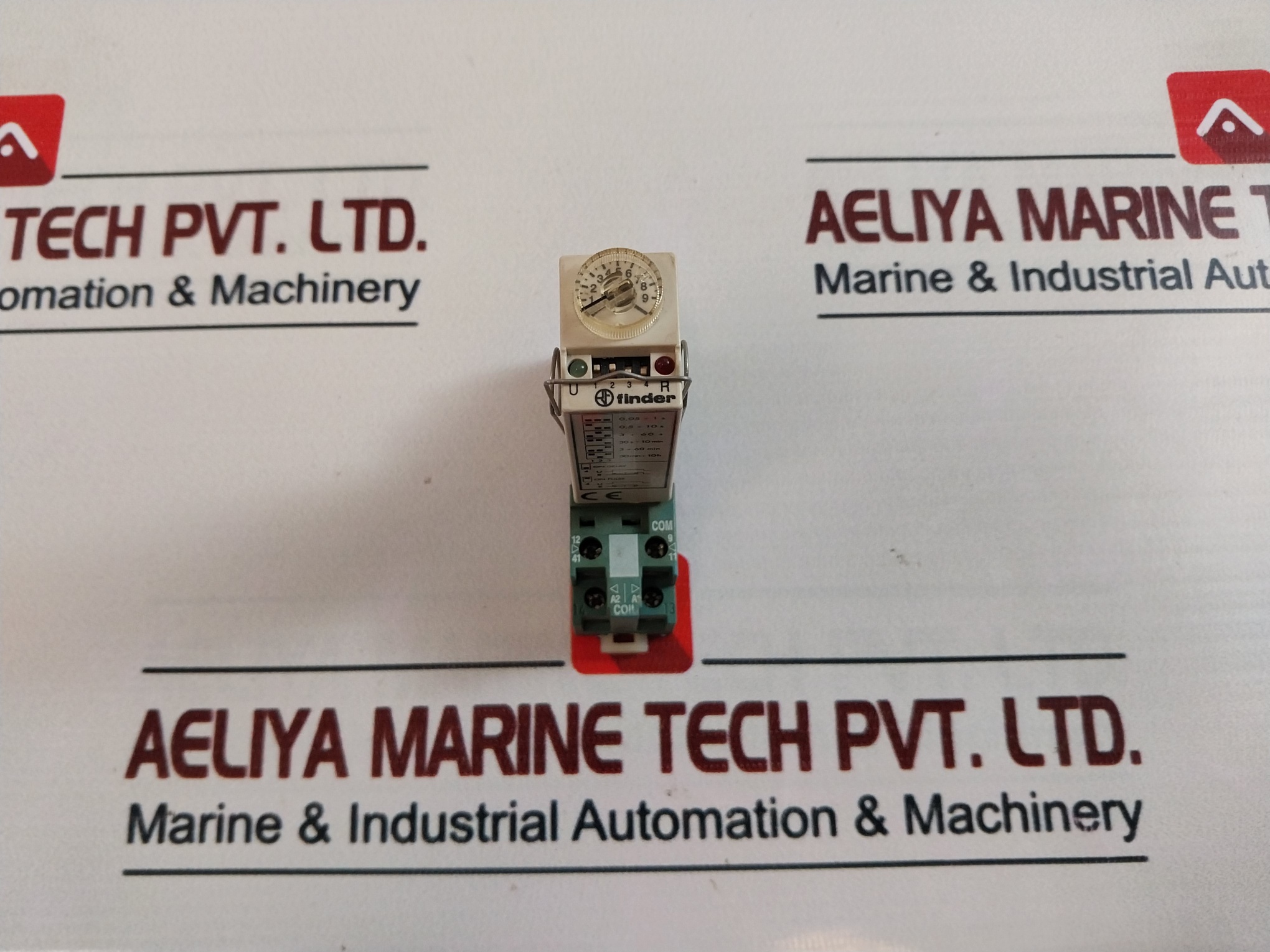 Finder 85.32 Timer With 94.82 Socket