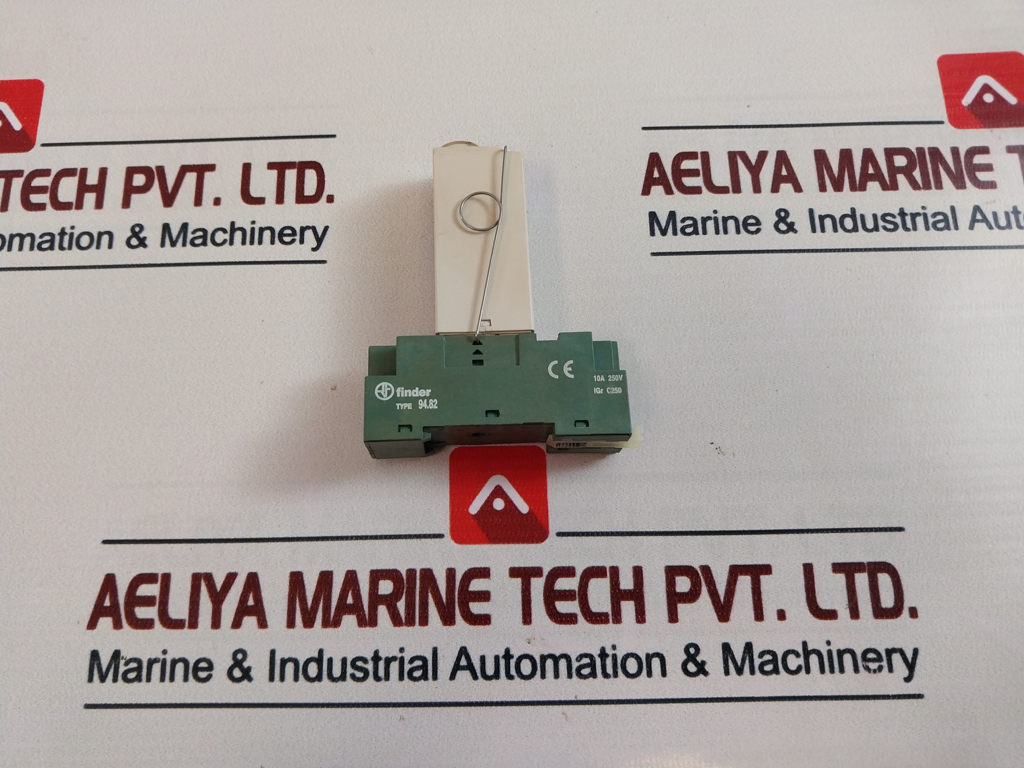 Finder 85.32 Timer With 94.82 Socket - Image 6